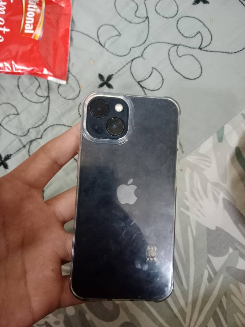 Apple iPhone 13 1