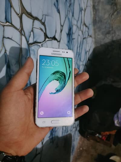 Samsung Mobile J2 total geniune phone