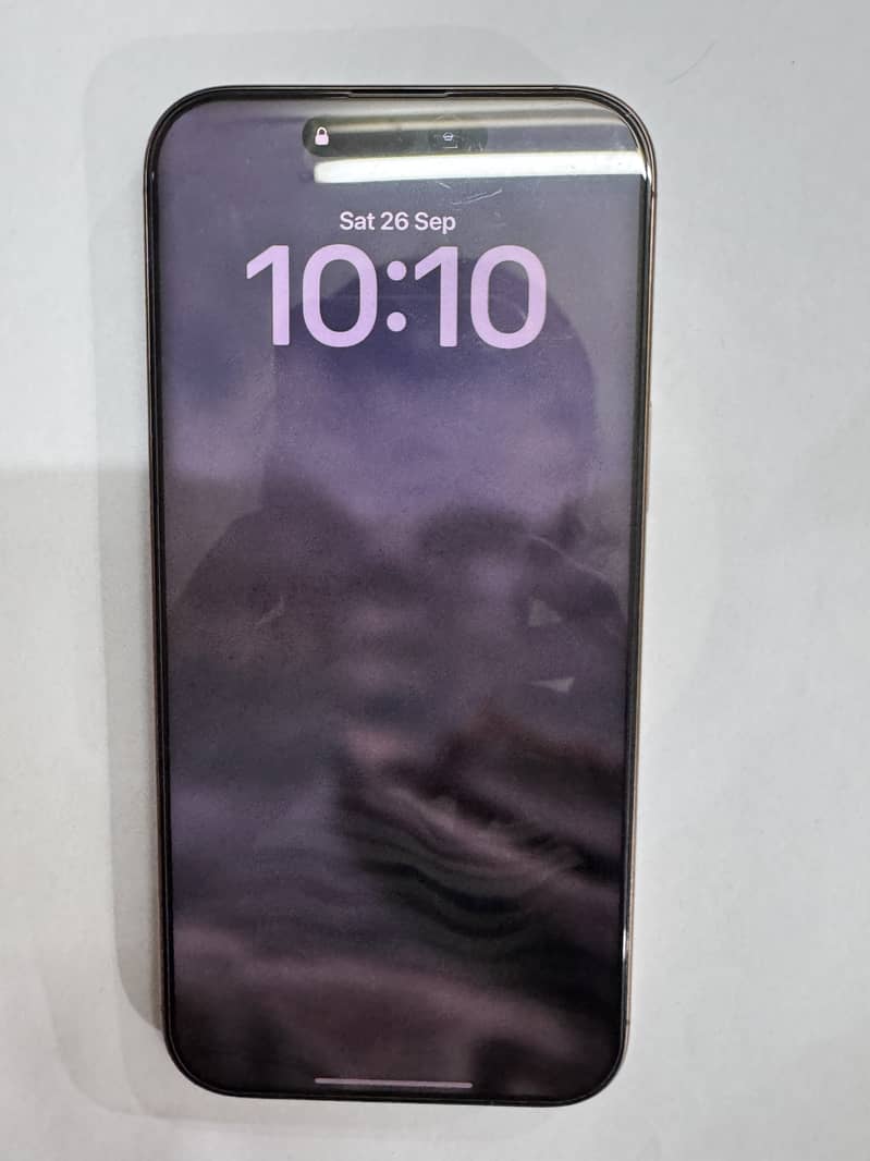 Apple iPhone 16 Pro Max 0