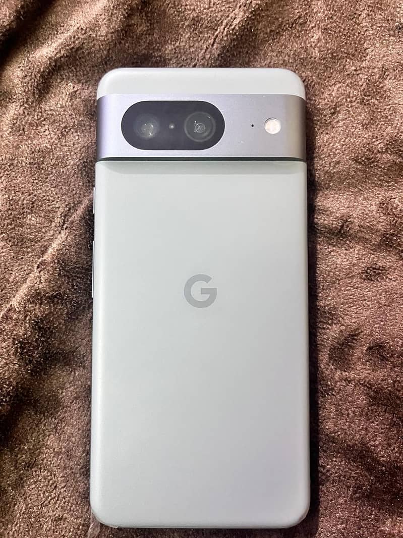 Google Pixel 8 1