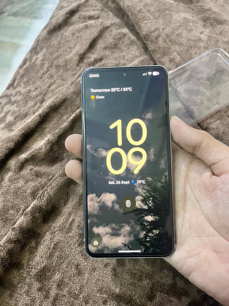 Google Pixel 8 6