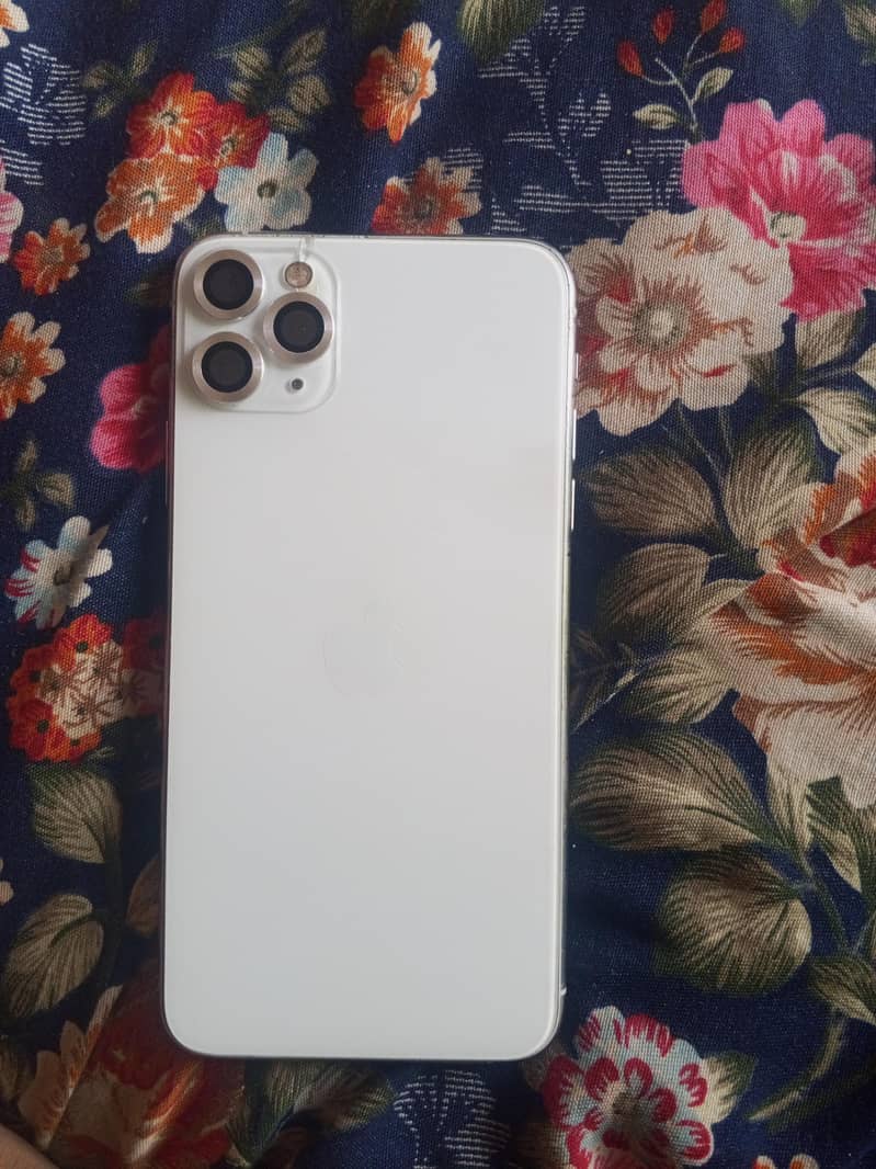 Apple iPhone 11 pro max 0