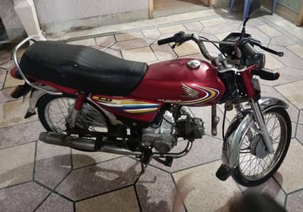 Honda CD70 2015 Model Genuine