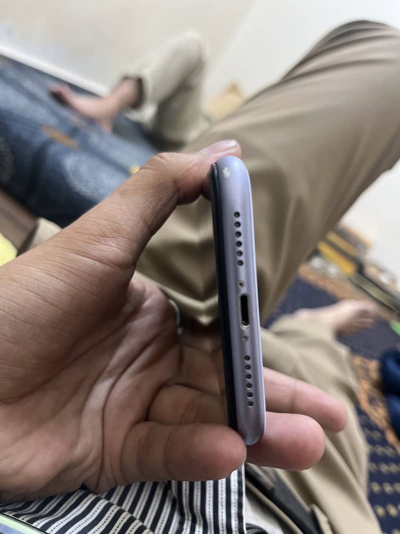 Apple iPhone 11 2