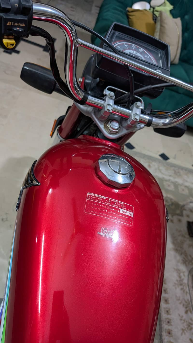 Honda CD 70 8