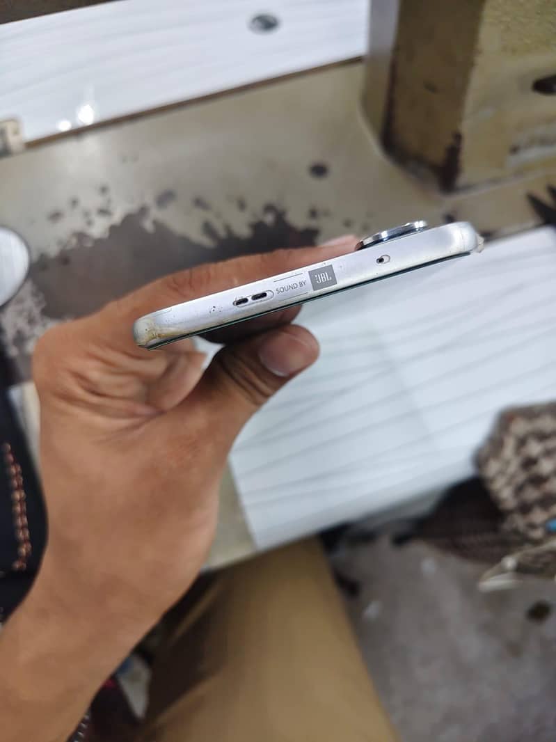 hot 60 pro plus 4