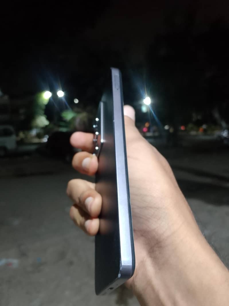 Realme C75 1