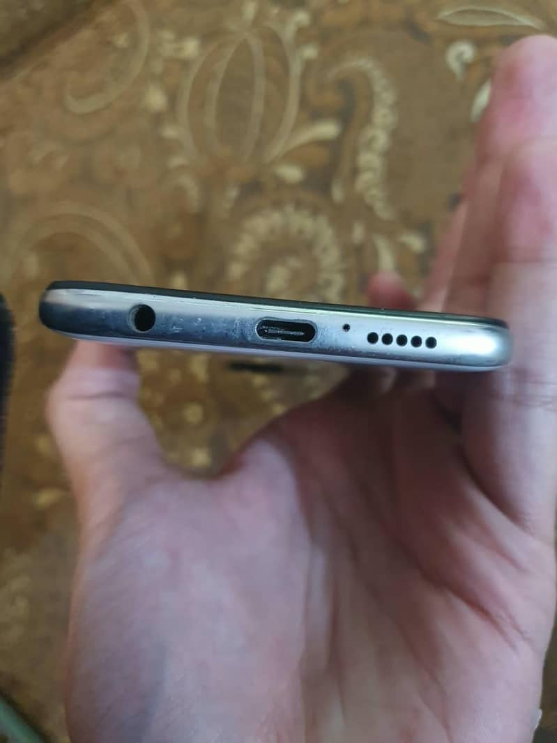 Xiaomi Redmi Note 9S 4