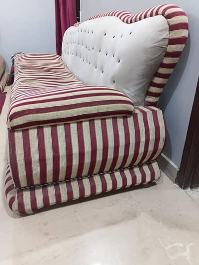 5 seater sofa and discount available