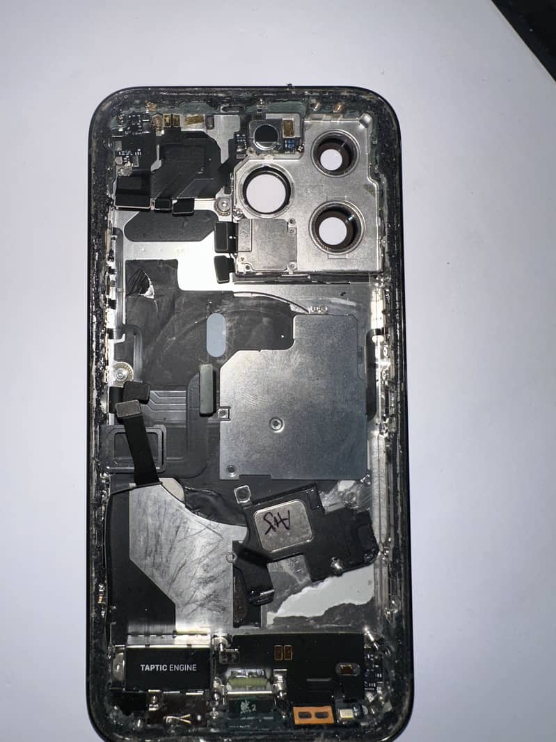 Apple iPhone 13 Pro 1