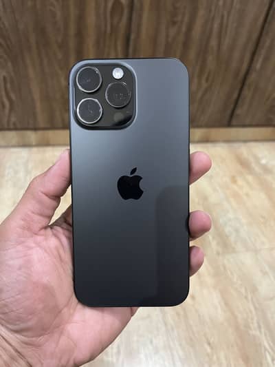 Apple iPhone 16 Pro Max