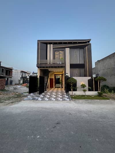 5 Marla House In Only 1 Crore 44 Lac : No Bank Loan : No Instalment : Only Cash Available