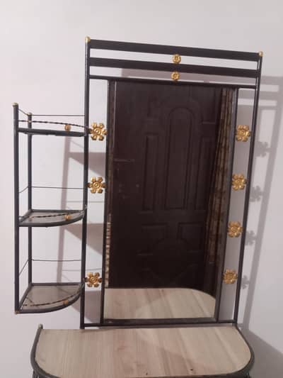 dressing table iron