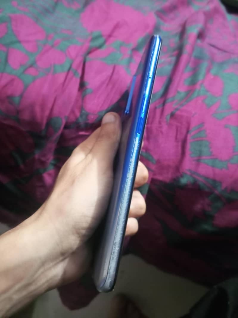 OPPO A54 3