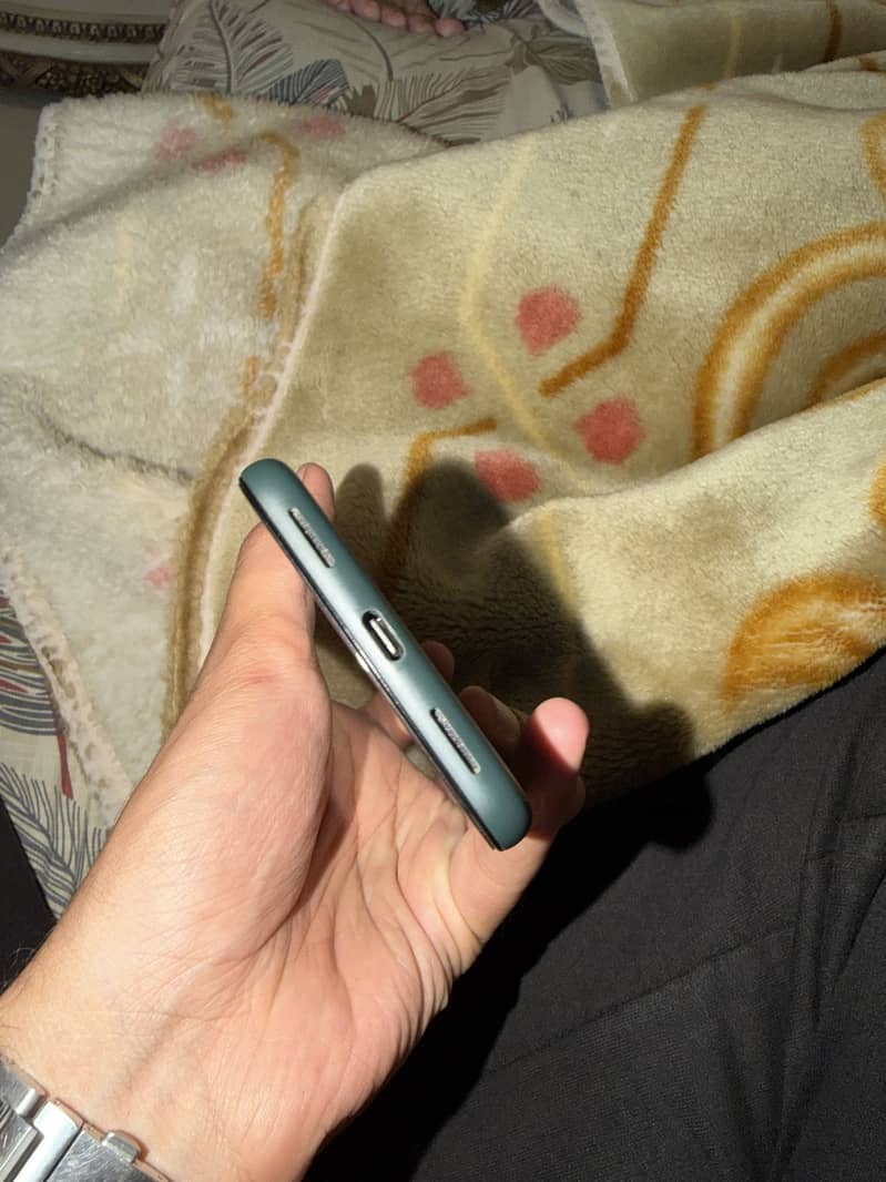 Google Pixel 5a 1