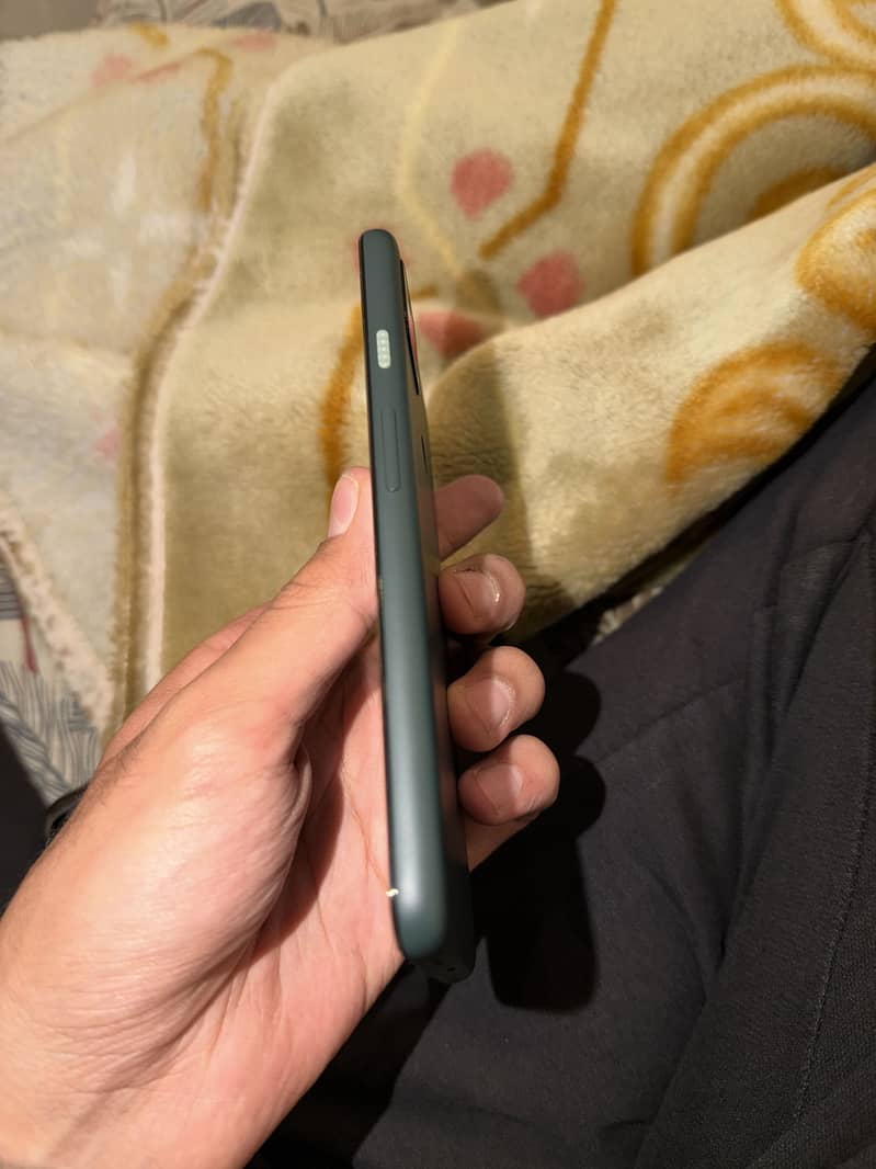 Google Pixel 5a 3