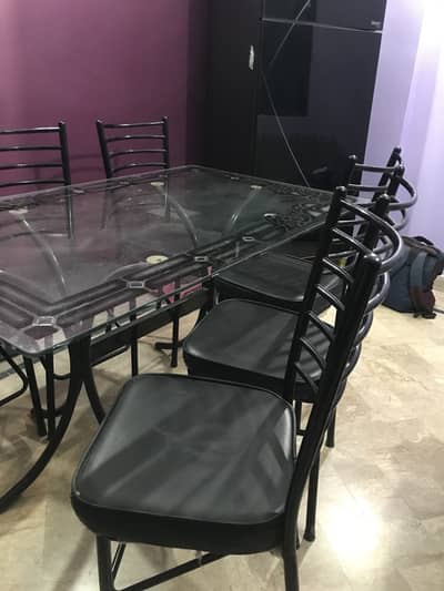 6 Sitters Dining Table