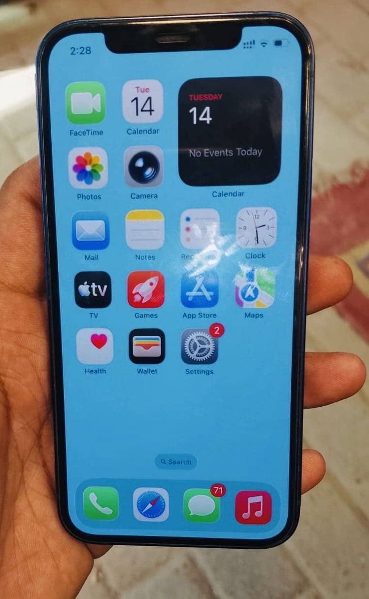 Apple iPhone 12 0