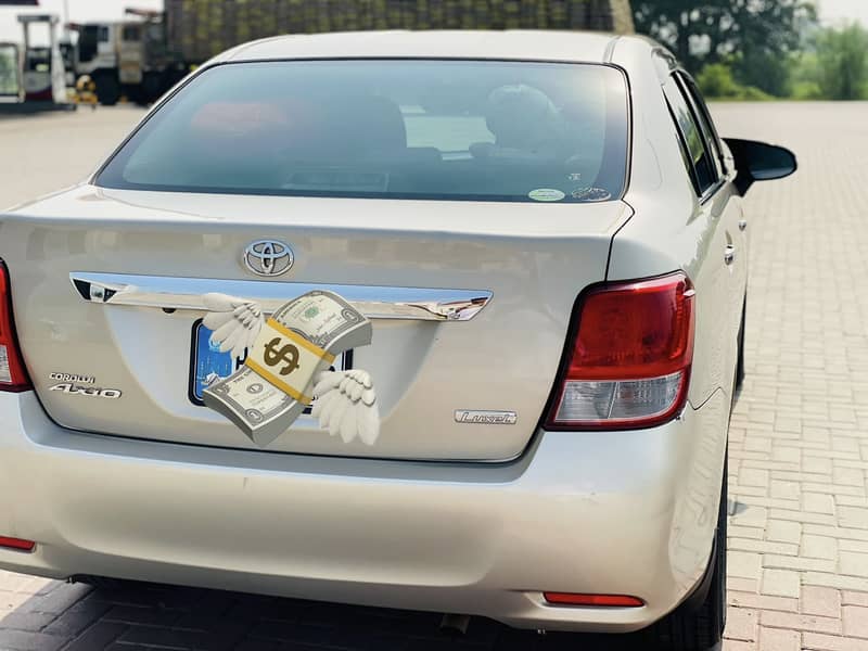 Toyota Corolla Axio 2012 12