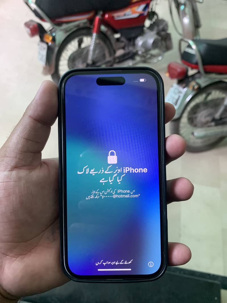 Apple iPhone 16 2