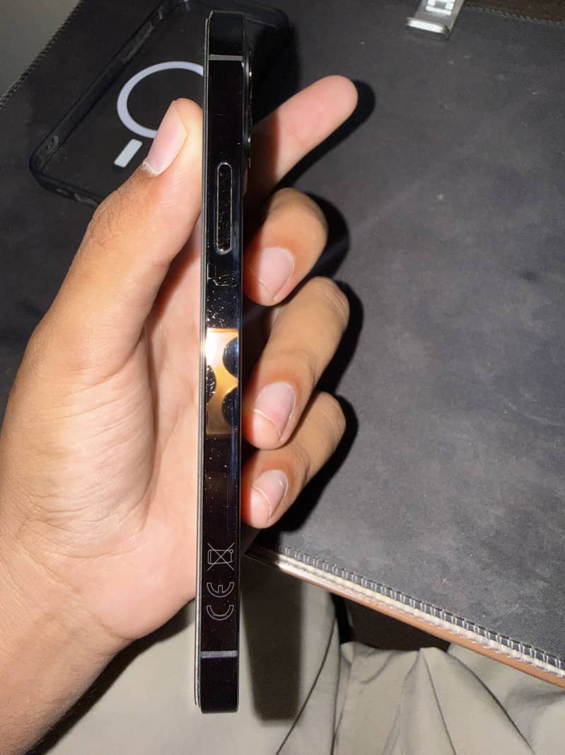 Apple iPhone 12 Pro 0