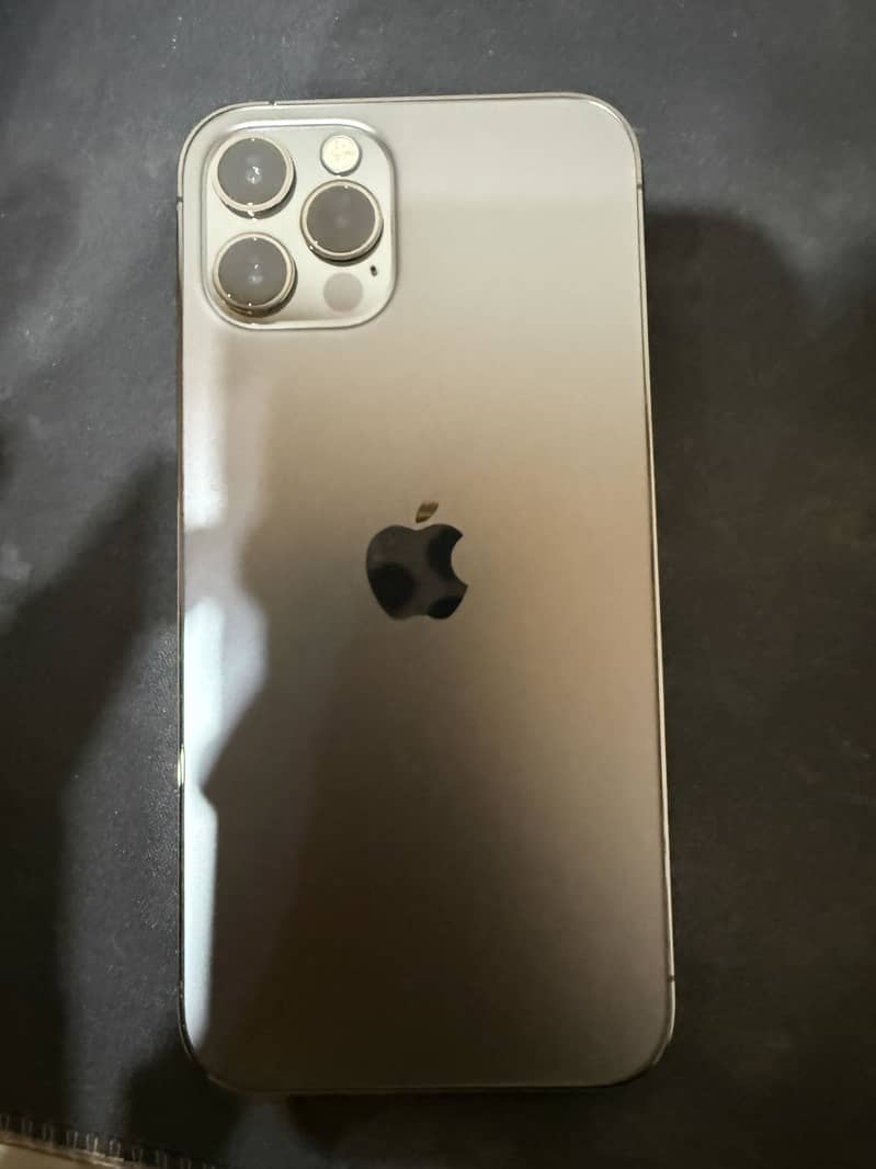 Apple iPhone 12 Pro 4