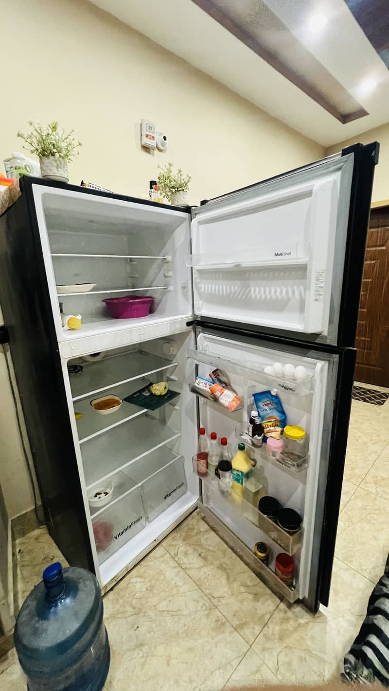 Dawlance fridge full size 1