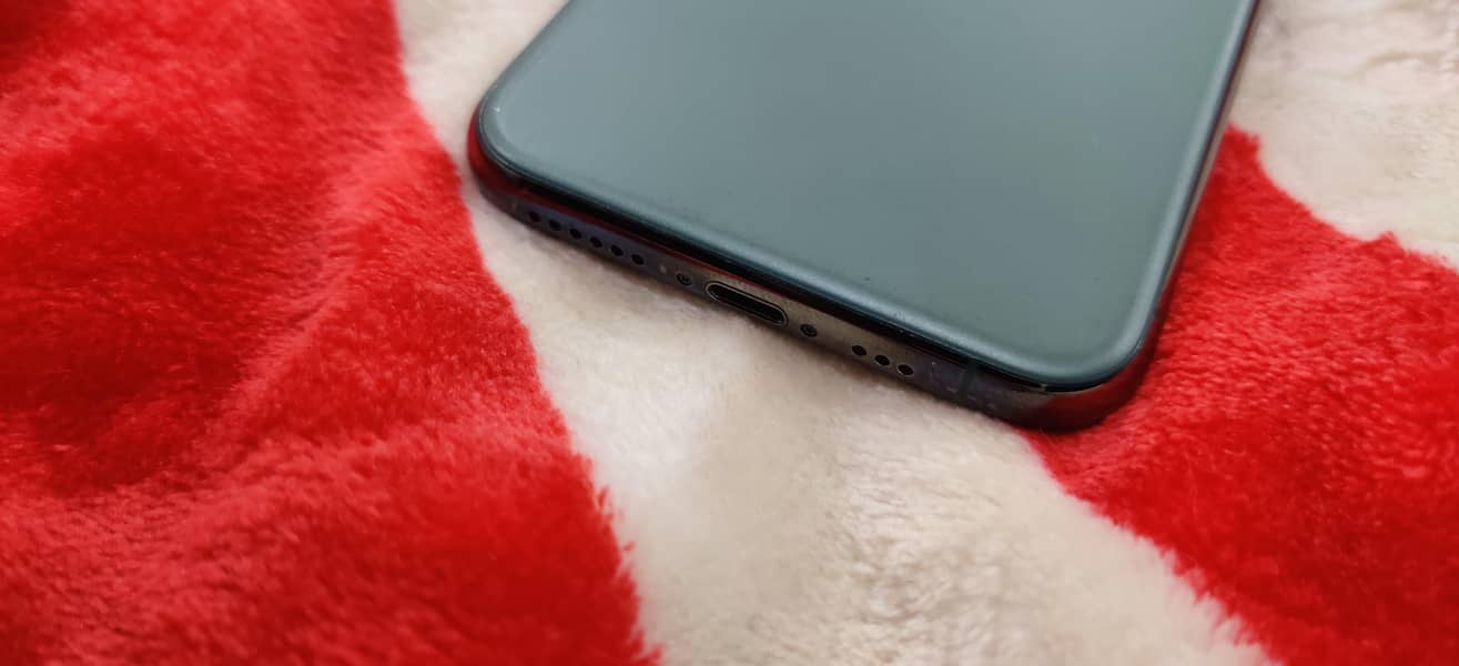Apple iPhone 11 Pro 5