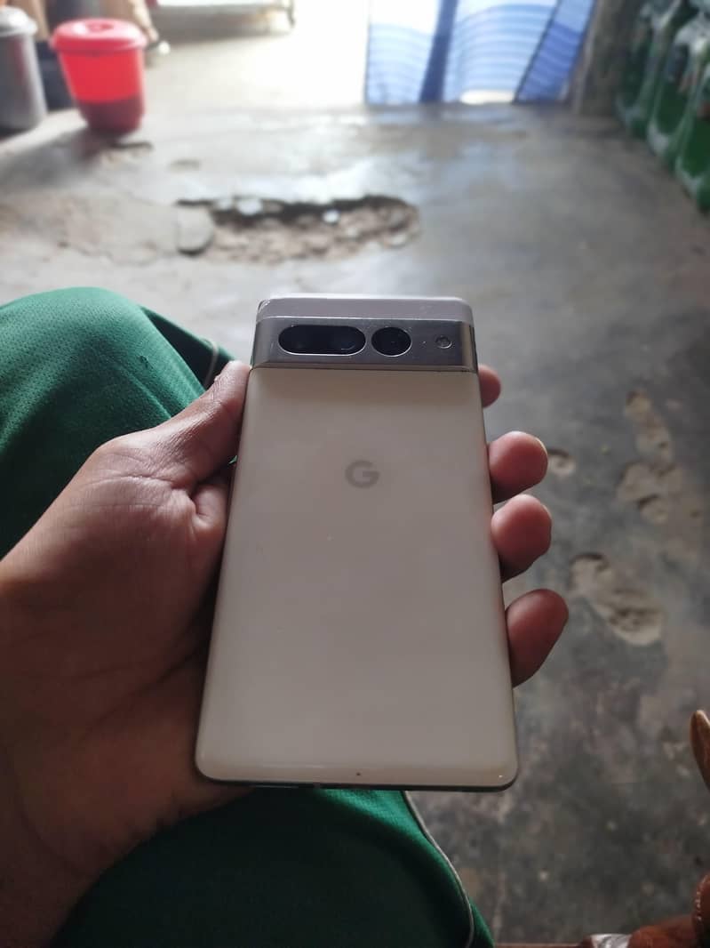 Google Pixel 7 Pro 2