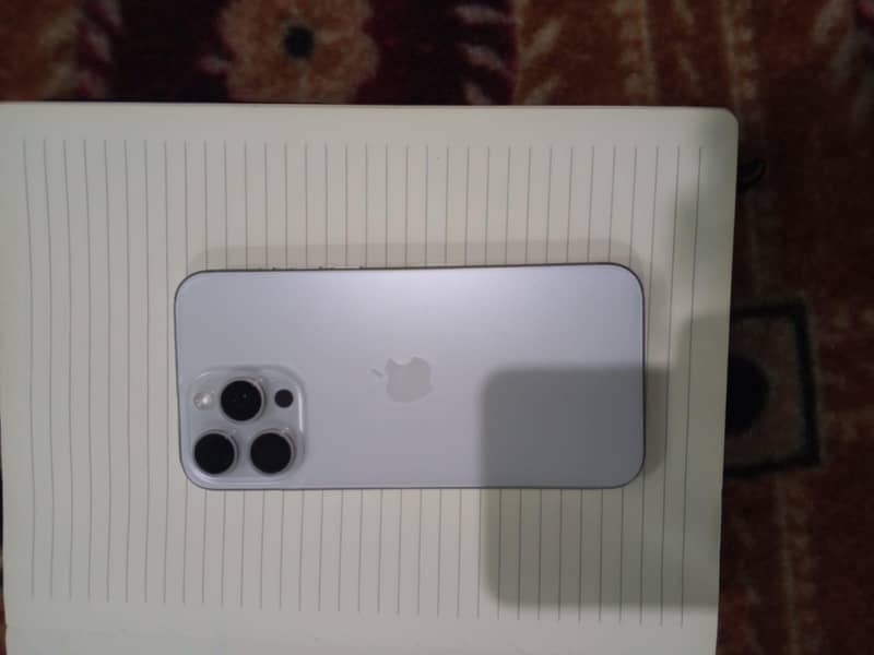 Apple iPhone 15 Pro Max 0