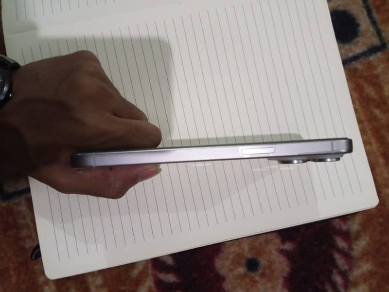 Apple iPhone 15 Pro Max 5