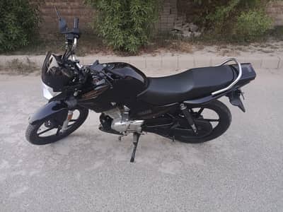 YAHAMA YBR BRAND NEW CONDITION BIKE FOR SALE JUST 7700 KM MILAGE