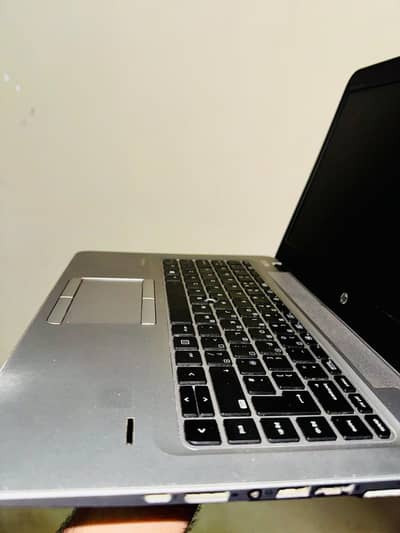 HP EliteBook 840 G3 | Core i5 6th Gen | 4GB RAM | 128 GB SSD
