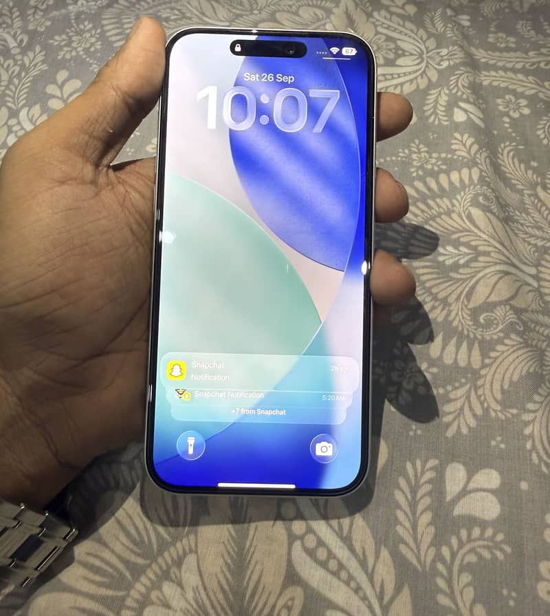 Apple iPhone 17 Pro Max 2