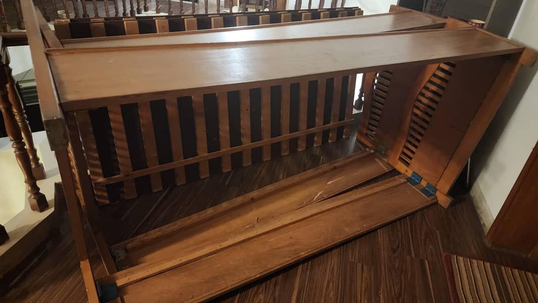 excellent quality solid wood 2 single beds 2