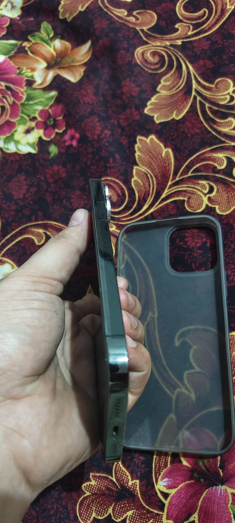 Apple iPhone 13 Pro Max 3