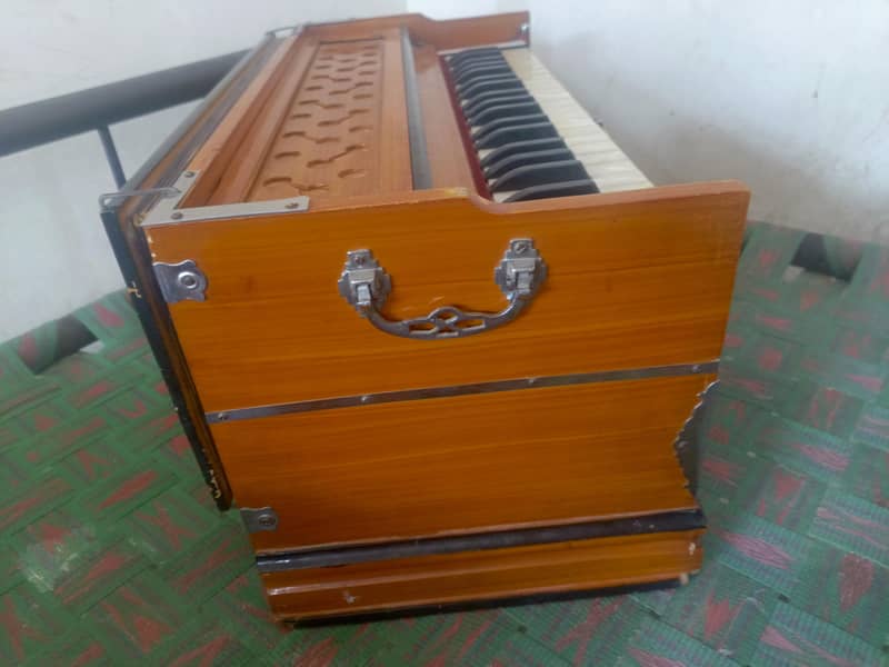 indian harmonium 4