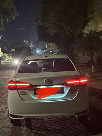 Toyota Yaris 2020 ATIV 1.3 MT Sindh number bumper to bumper