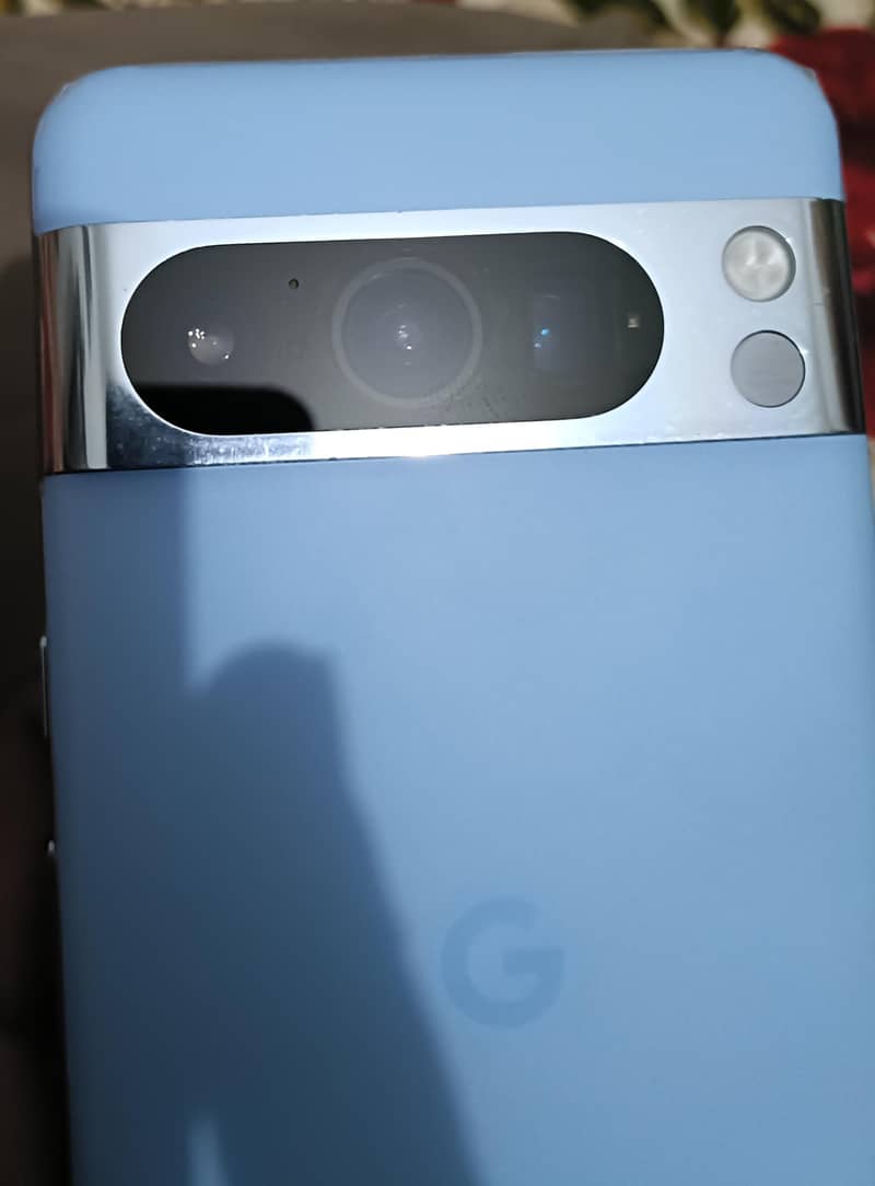 Google Pixel 8 Pro 2