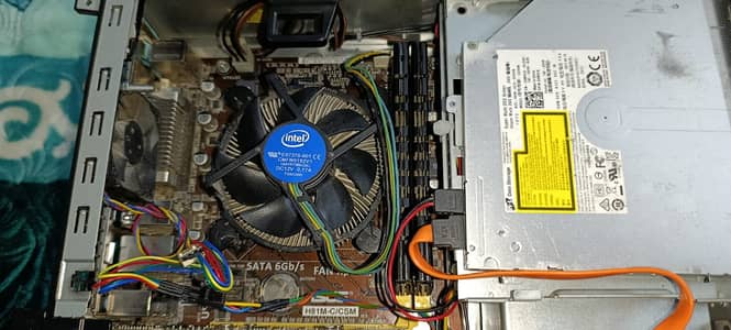 Core i5 4590 16GB ddr3 2400Mhz R7 250