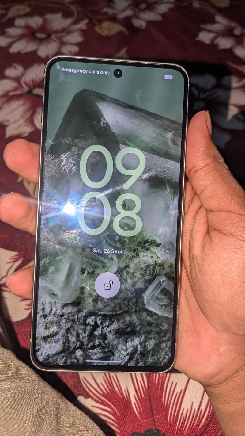 google pixel 8 4