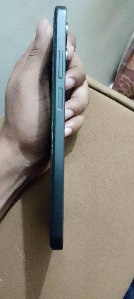 Realme C51 3