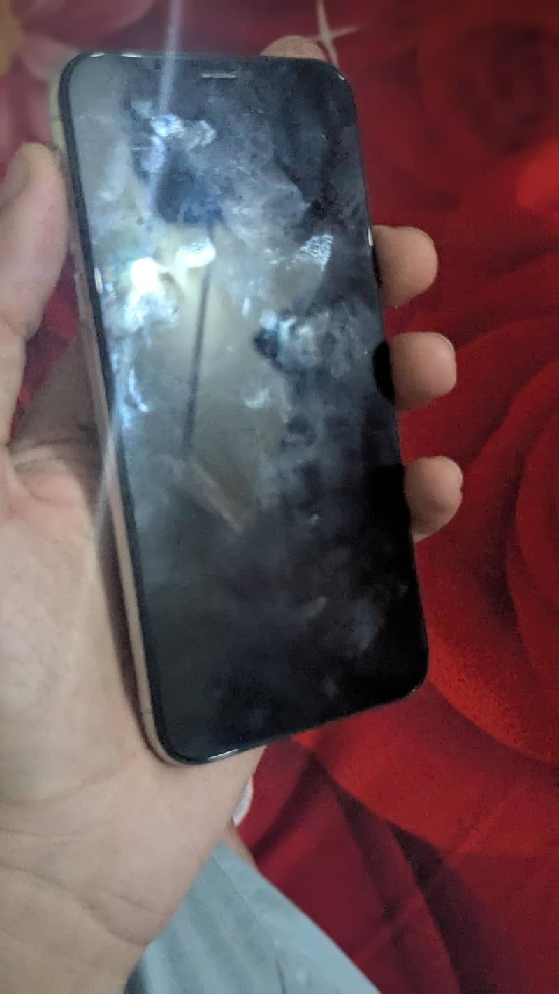 Apple Iphone XS 1