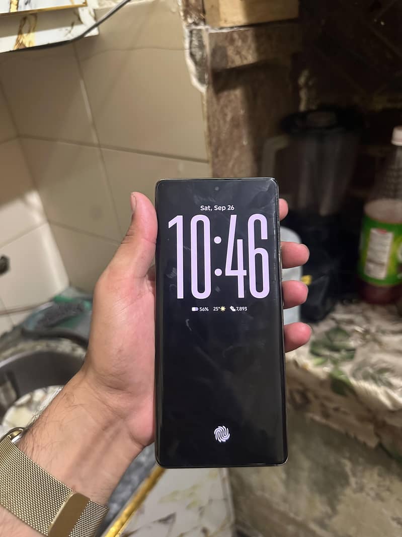 Infinix Note 40 Pro 4