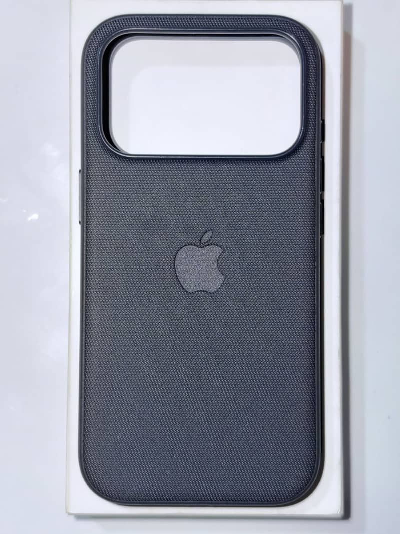 IPhone 17 PRO Tech Woven Case 0