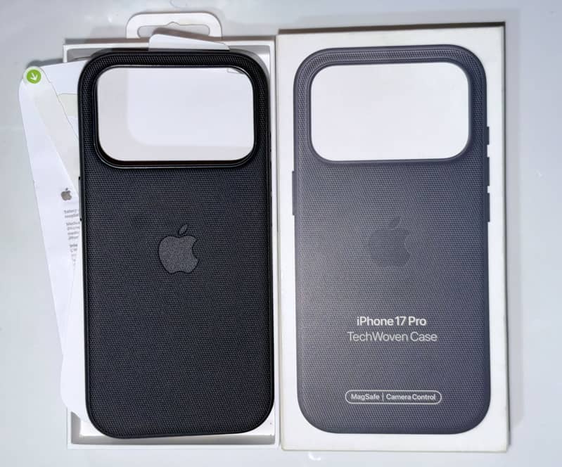 IPhone 17 PRO Tech Woven Case 1