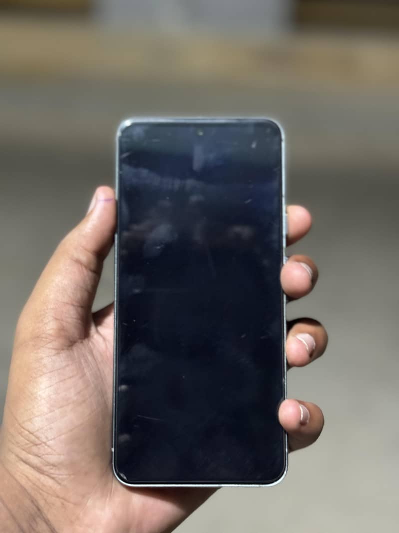 Google Pixel 8 5