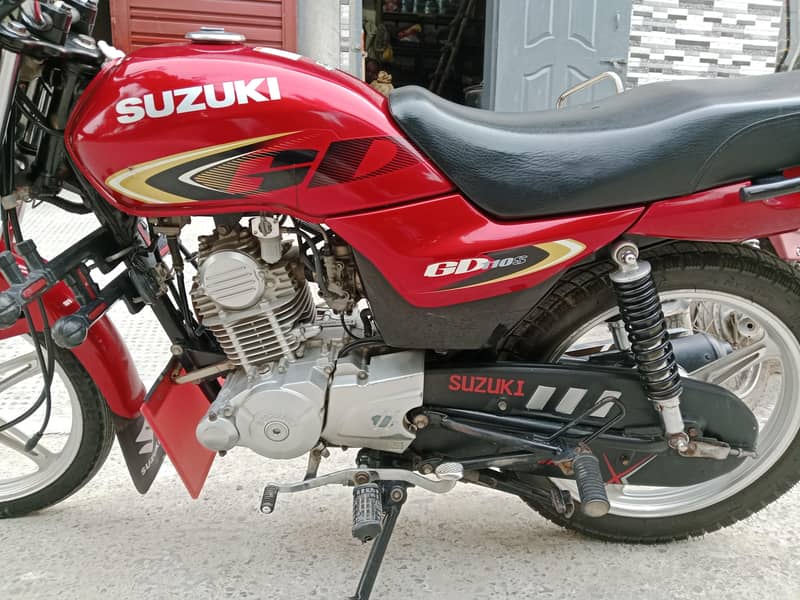 Suzuki 0