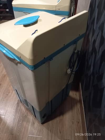 Gujranwala Branded Washing Machine and Dryer spinner