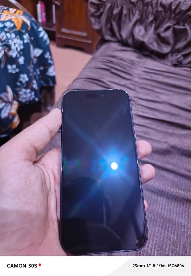 Apple iPhone 15 Pro 4
